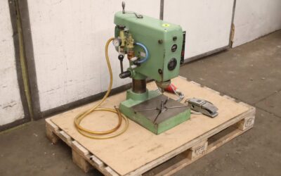 Alternative view of Taumelnietmaschine von FMW - HN1