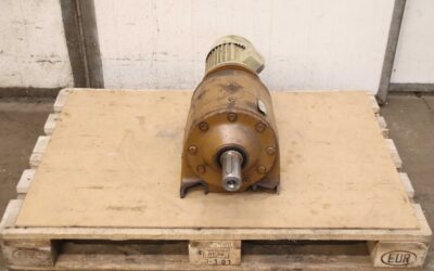 Getriebemotor 1,1 kW 8 U/min von SEW-Eurodrive ETM - R80 LP90  IMB5-90Sx1,1x1500A – Bild 3