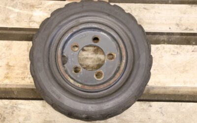 Vollgummi Reifen von ROTA Solideal - 15x4 1/2-8  RIM 3.00 D-8 – Bild 4