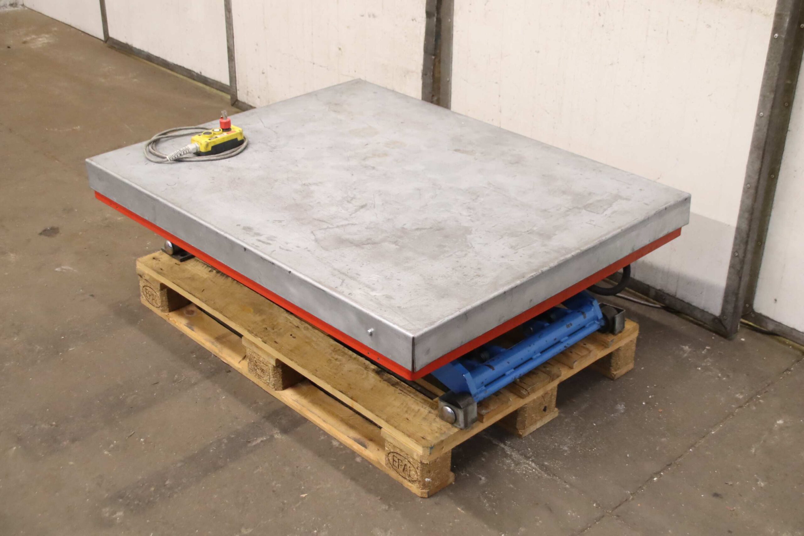 Scherenhubtisch 2000 kg von unbekannt - SHT20-E