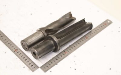 Wendeplattenbohrer 2 Stück von Sandvik / unbekannt - Aufnahme Ø40 mm  mit Innenkühlung