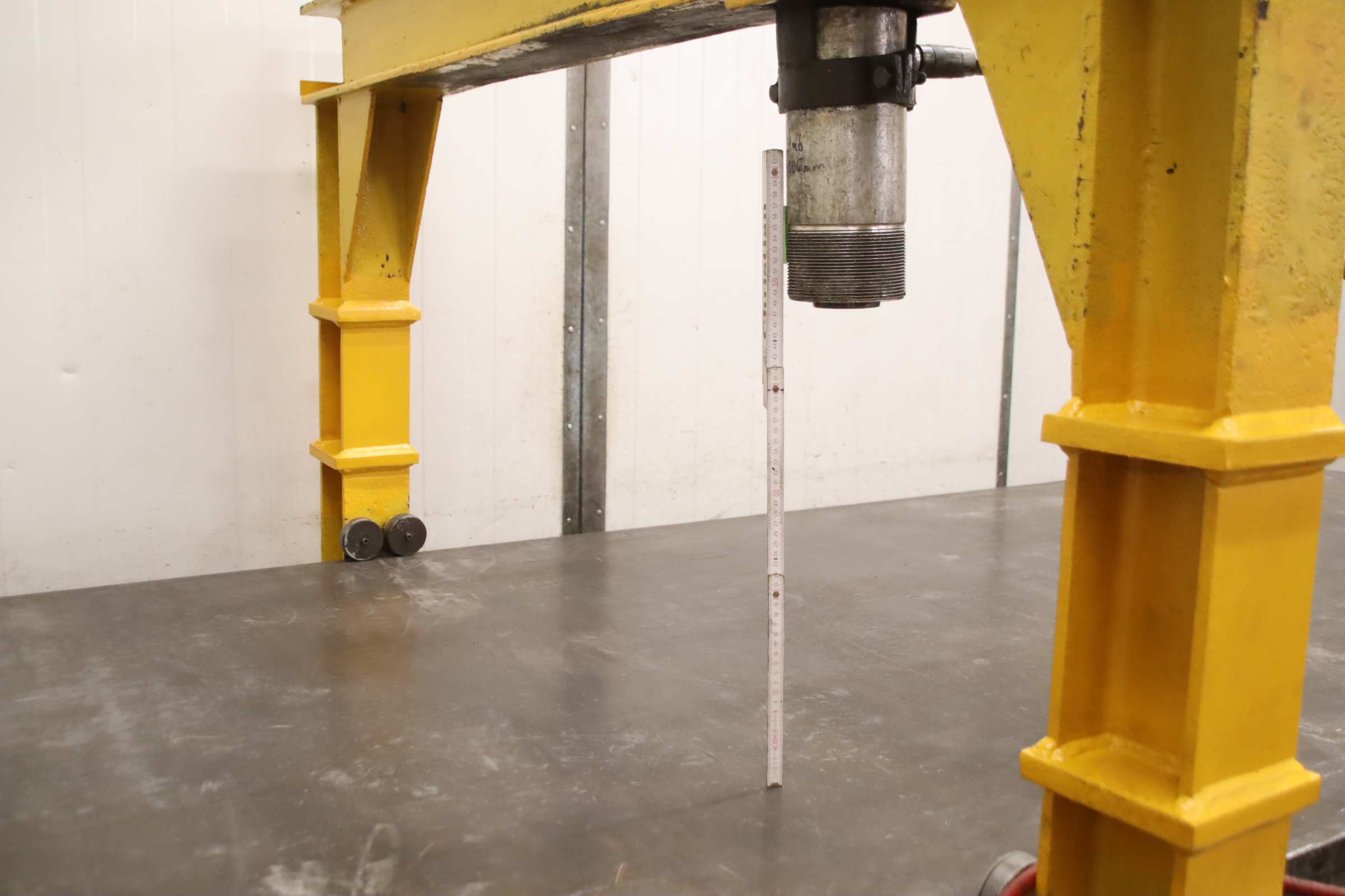 Aufspannplatte mit Richtpresse von unbekannt - 1510/4025/H900 mm – Bild 6